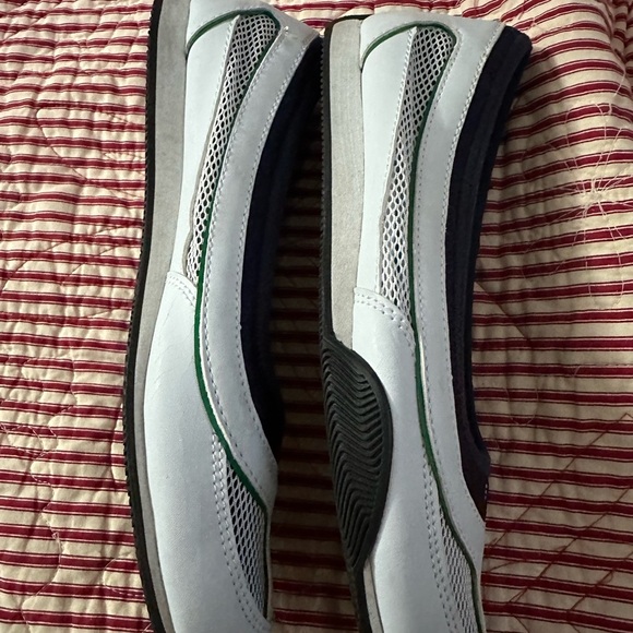 Lands' End White and Navy Sneakers Breathable Comfort - Picture 4 of 5